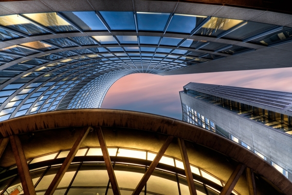 Photograph Michael Woloszynowicz The Twist on One Eyeland